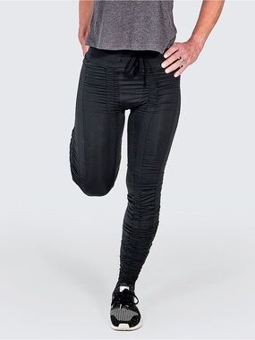 AGOGIE - Resistance +40 Leggings - Black